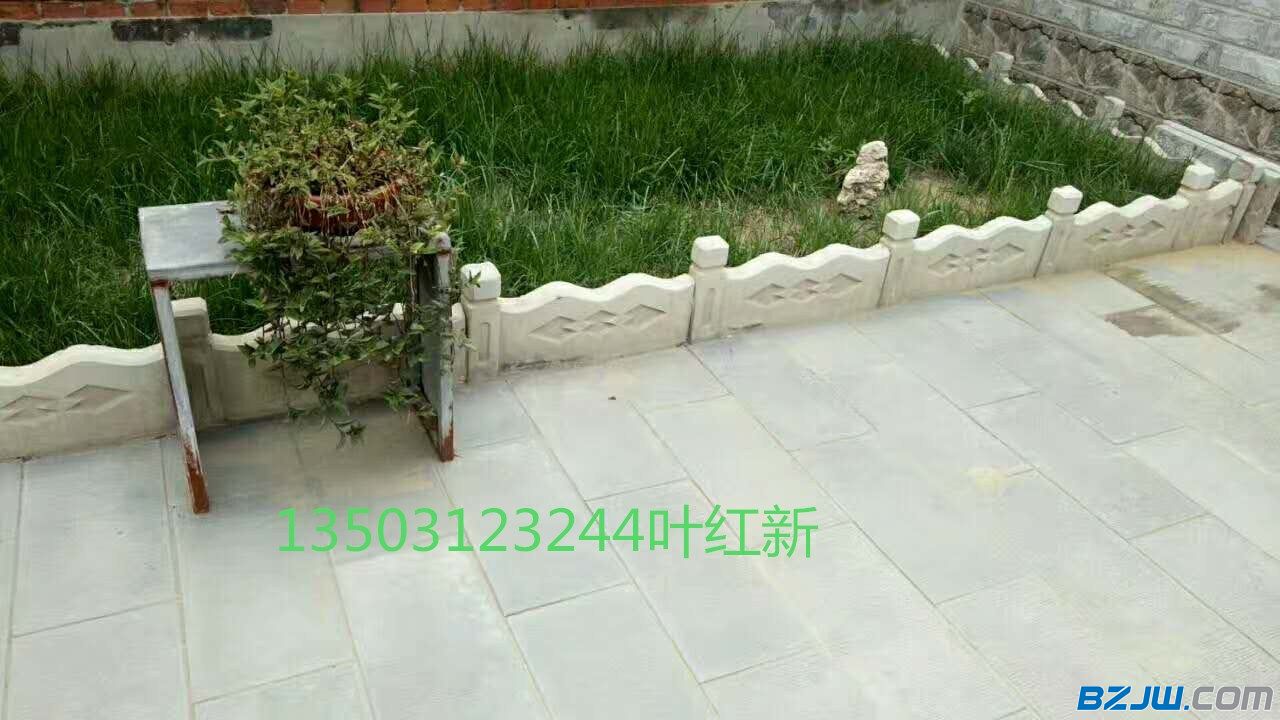 彩砖模具是彩砖生产的必备模具